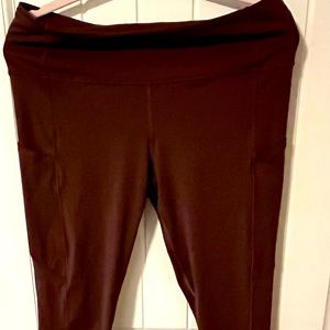 Lululemon wunder under high rise crop with pockets